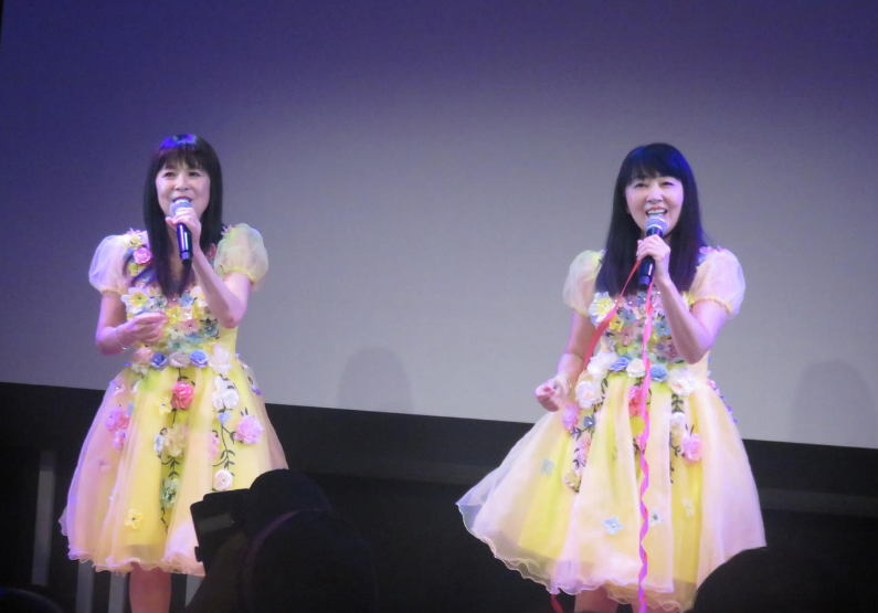 myun &amp; yayo, known as "the idols closest to heaven", held a concert with a twist on June 21.  As well as performing 18 Showa era idol hits and their own songs, the 64-year-old duo also hosted a seminar on end-of-life planning. The audience, mainly in their 20's and 30's, listened