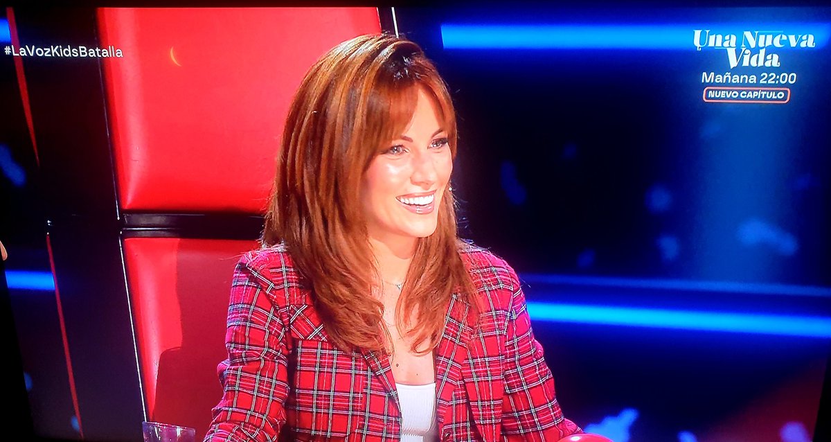 LopezyValiente's tweet photo. Disfruto un montón con #LaVozKidsBatalla Por favor, esos niños y niñas pero que bonito lo hacen, son geniales. ¡Y lo que me divierto con #Turizo y #DavidBisbal que son dos niños grandes fantásticos! #Edurne tan bella y cariñosa. Todos, Todas, son fabulos@s. 👏👏👏👏👏👏 https://t.co/71uHBUpcZF
