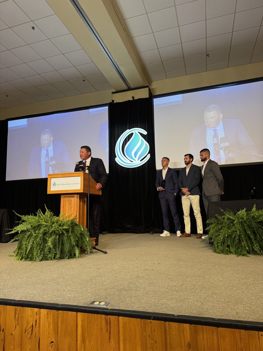 What a great honor to be inducted into the prestigious Bayou Region Athletic Hall of Fame!  It is a great representation of our rich heritage and Cajun culture that our entire family is very proud to be part of!  Thank you!

youtu.be/tXbqgmtpi2U