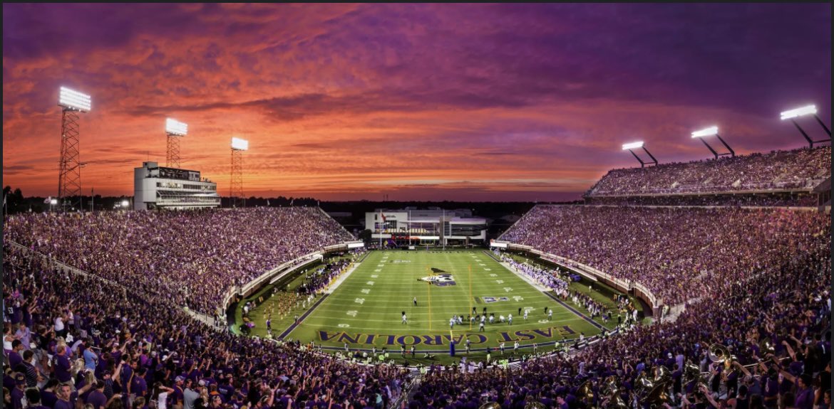 AustinGTremblay's tweet image. Last one tomorrow…ECU 🏴☠️🟣🟡 (6/22)
LET’S MAKE IT A GOOD ONE!
@_Hudge @Coach__Roy_Tesh