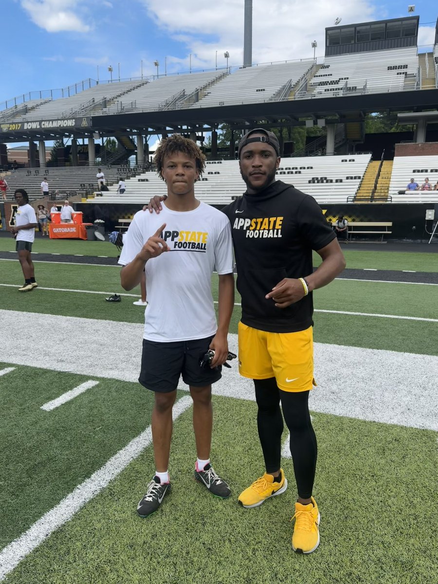 jayden2elder's tweet photo. Had a great time at App State today! Looking forward to come back! @rileywatkins0 @CoachTRichIII https://t.co/jVeeyBnIpL
