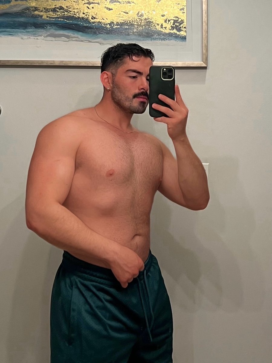jczzzerm's tweet photo. Mirror mirror https://t.co/qts3WTVY5F