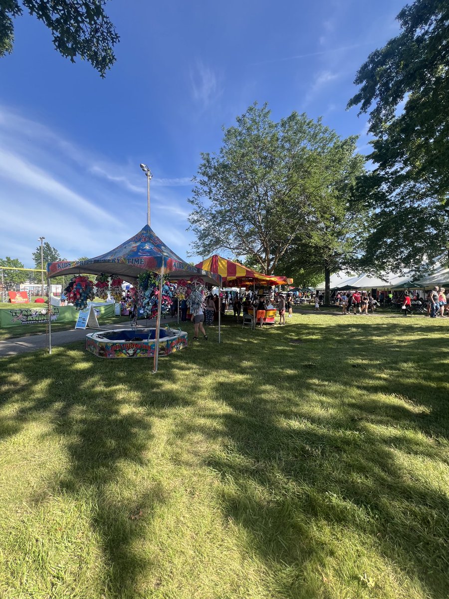 milkdud66's tweet image. &apos;Bout to watch a dog show 🤷🏻‍♀️

#UnityDays