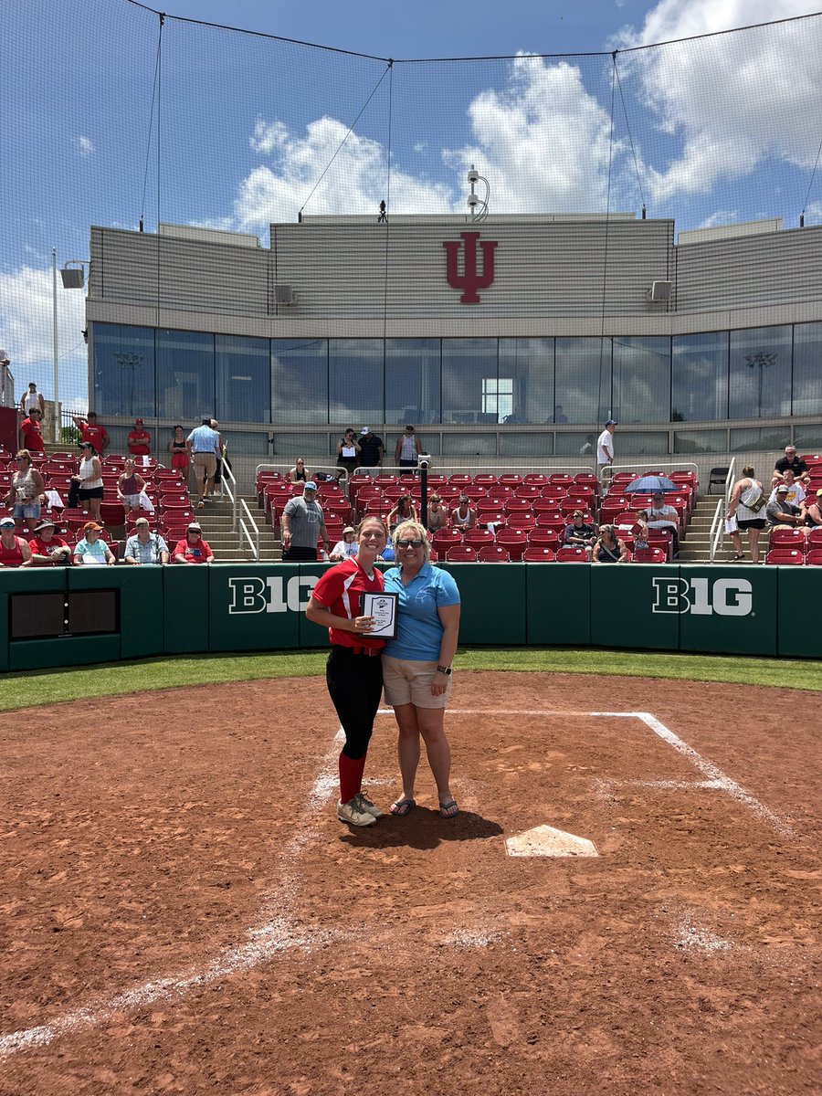SCAIndiana's tweet image. The 2025 MVP of the Indiana Alls Star games goes to … Brookelyn Grayson from Noblesville! Congratulations 🎉🥎