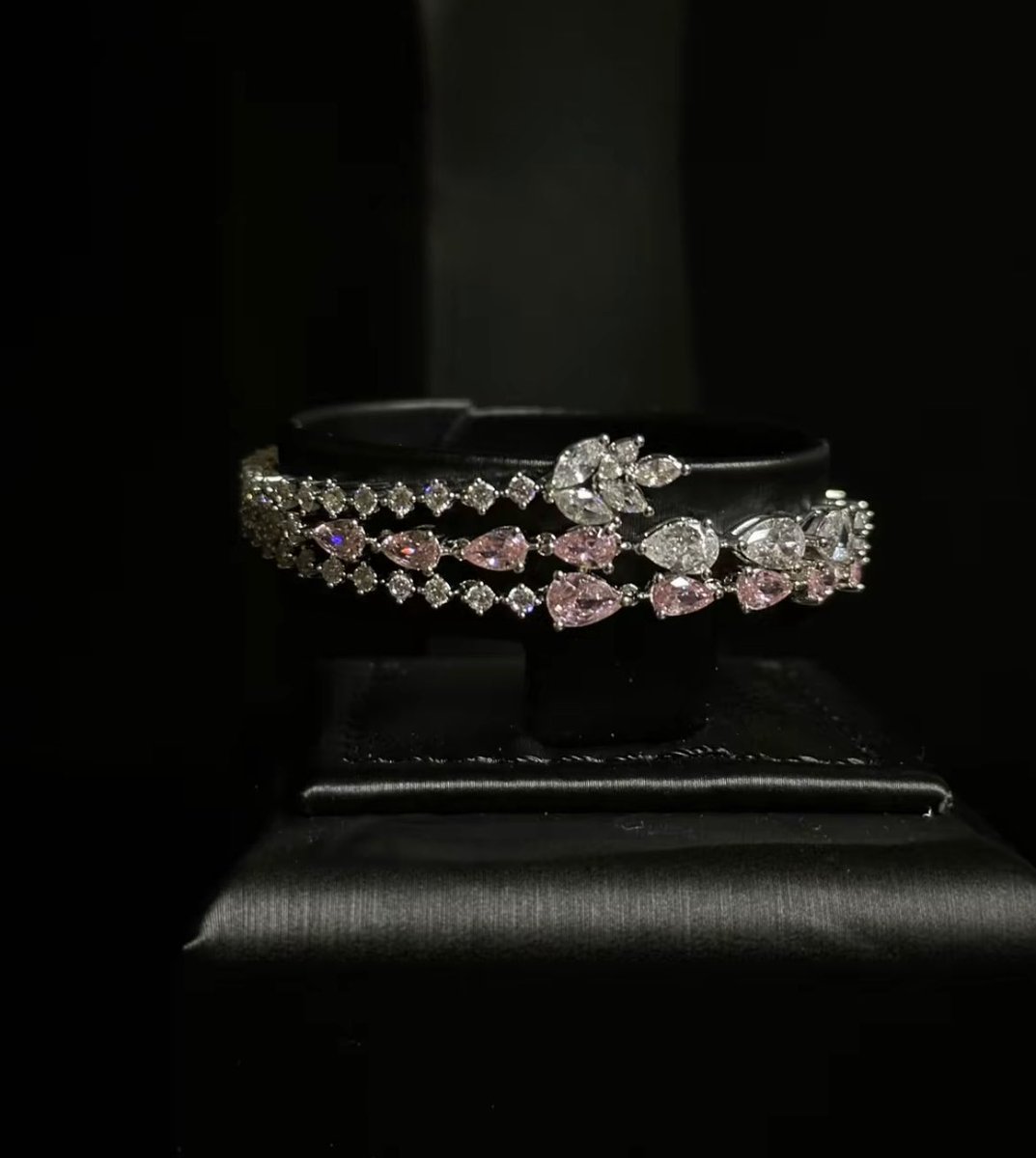 هذا شوية ورد اللي أقصده✨✨