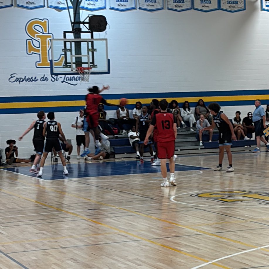 ScoutNSuit's tweet image. Montreal’s for @brookwoodelite showcase. #13 Mathis Beauchamp really impressing. Great wiggle and noticeable feel for the game
