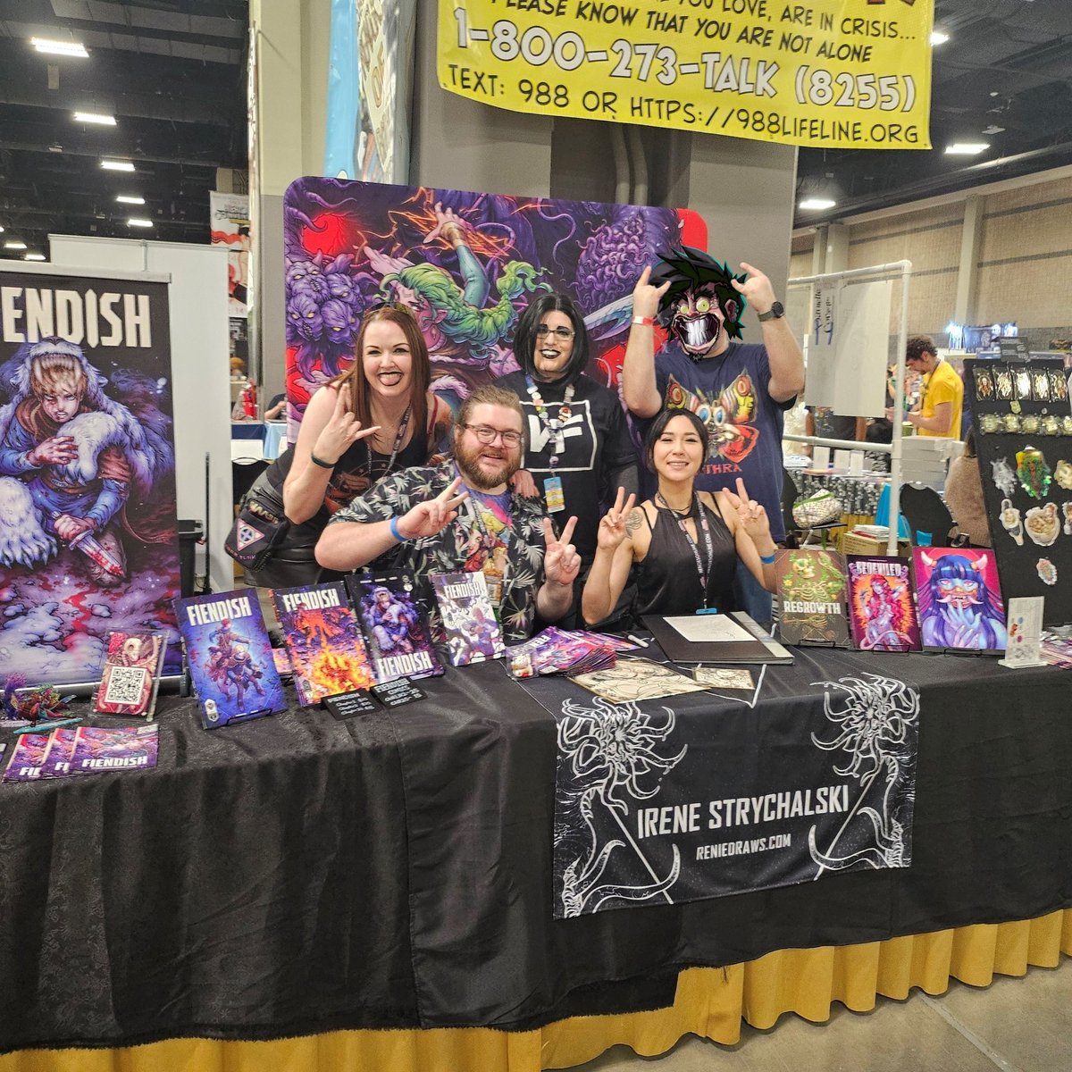 King Leek is writing THE NEON REVENANT! (@kingleek86) on Twitter photo Just this merry Indie Crew getting together, me finally meeting <a href="/RenieDraws/">✦ RENIE ✦ fiendishcomic.com</a> and <a href="/HyperWizart/">HyperWizard ✨CarnalComic.com✨</a> in person! And, of course, my great friends <a href="/GhastLight/">🔸️Shae the Red🔸️</a> and <a href="/CyborgValkyrie1/">「𝐂𝐘𝐁𝐎𝐑𝐆⟁𝐕𝐀𝐋𝐊𝐘𝐑𝐈𝐄」</a> of <a href="/RedValkyrie/">Red Valkyrie®</a> #Heroescon2025 Just this merry Indie Crew getting together, me finally meeting <a href="/RenieDraws/">✦ RENIE ✦ fiendishcomic.com</a> and <a href="/HyperWizart/">HyperWizard ✨CarnalComic.com✨</a> in person! And, of course, my great friends <a href="/GhastLight/">🔸️Shae the Red🔸️</a> and <a href="/CyborgValkyrie1/">「𝐂𝐘𝐁𝐎𝐑𝐆⟁𝐕𝐀𝐋𝐊𝐘𝐑𝐈𝐄」</a> of <a href="/RedValkyrie/">Red Valkyrie®</a> #Heroescon2025