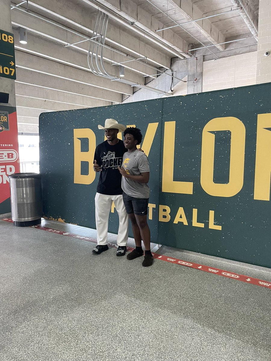 Elijah Decay (@elidecay) on Twitter photo Had a great birthday at <a href="/BUFootball/">Baylor Football</a> camp with my best bro <a href="/KeandreKd/">Keandre ‘KD’ Darby</a> see you next year Baylor!! Had a great birthday at <a href="/BUFootball/">Baylor Football</a> camp with my best bro <a href="/KeandreKd/">Keandre ‘KD’ Darby</a> see you next year Baylor!!
