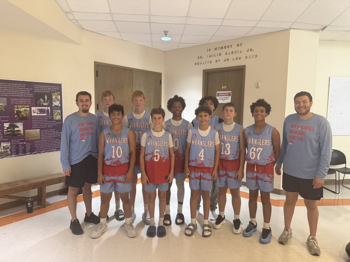 The select team showing out in San Antonio this weekend!

2-1 to finish the day with a 3rd place finish! Came up a bit short, more work to do!

This 8th grade group is going to be special coming in for New Braunfels and Long Creek soon!!!