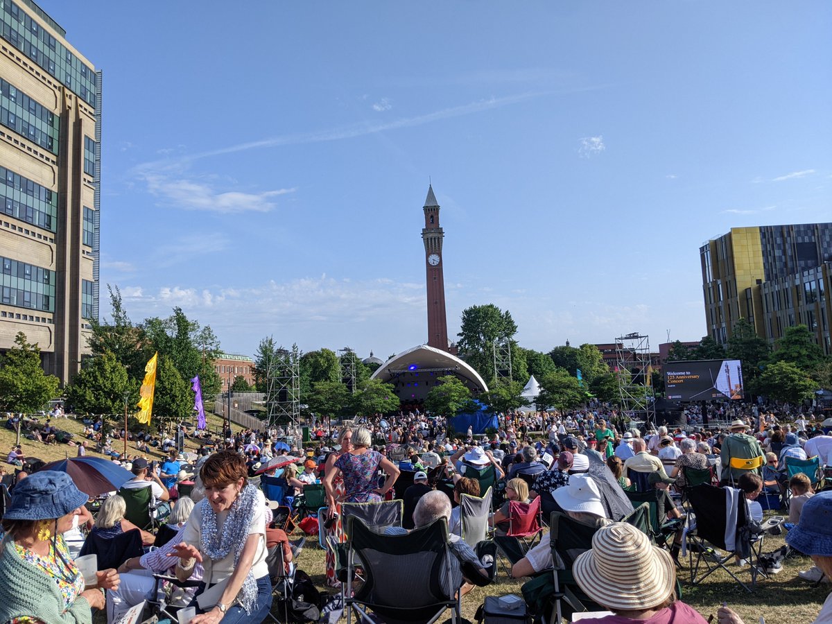 We are at the University of Birmingham 125yr anniversary concert and they are playing Credit to the Nation ❤️✊

#UoB125