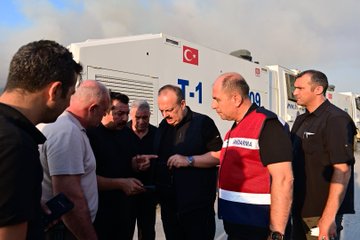 Vali Canbolat, yangın söndürme çalışmalarını takip ediyor