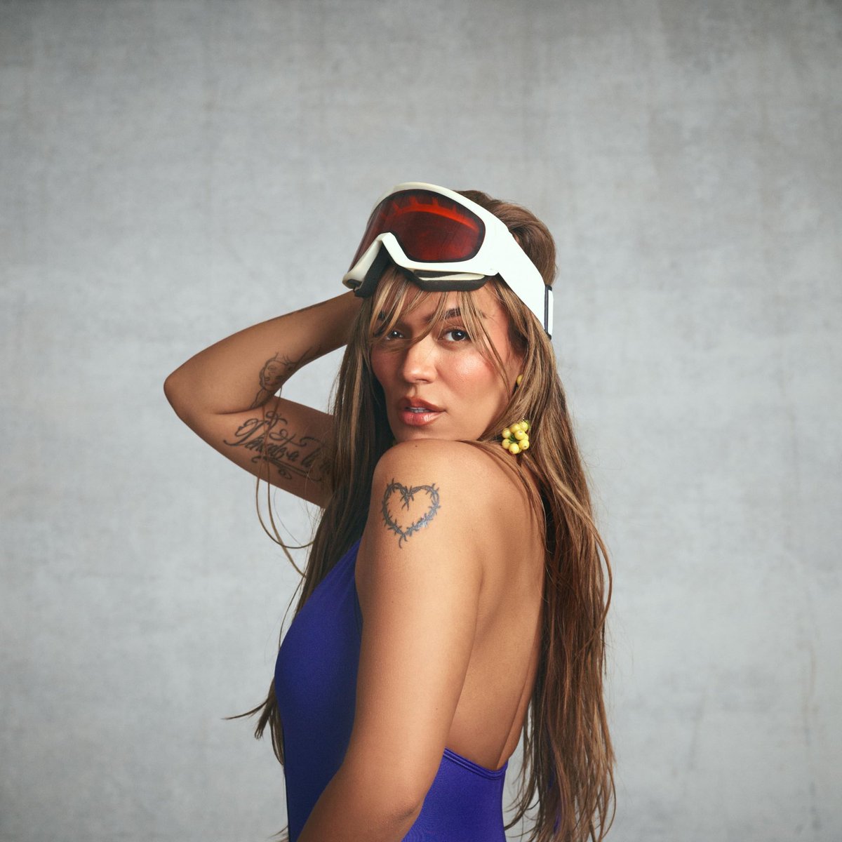 Karol G now occupies each of the three biggest album debuts in Spotify history among female Latin artists.

#1. MAÑANA SERÁ BONITO 35.7M
#2. Tropicoqueta 28.86M
#3: MAÑANA SERÁ BONITO (BICHOTA SEASON) 18.7M