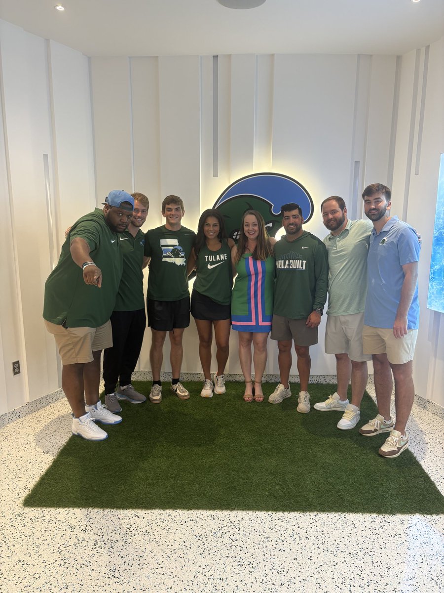 Dillon Hayes (@dillonhayes) on Twitter photo Couldn’t be more grateful to be apart of this group !! #RollWave
<a href="/CoachDomino_1/">Keith Domino</a> <a href="/Peter_Hontas/">Peter Hontas</a> <a href="/averyliggon/">Avery Liggon</a> <a href="/CourtneyLuquet/">Courtney Luquet</a> <a href="/CoachSchexTU/">Kyle Schexnayder</a> <a href="/ColeHeard_GM/">Cole Heard</a> <a href="/Colton_Leggett/">Colton Leggett</a> <a href="/K_Comarda/">Kelly Comarda</a> Couldn’t be more grateful to be apart of this group !! #RollWave
<a href="/CoachDomino_1/">Keith Domino</a> <a href="/Peter_Hontas/">Peter Hontas</a> <a href="/averyliggon/">Avery Liggon</a> <a href="/CourtneyLuquet/">Courtney Luquet</a> <a href="/CoachSchexTU/">Kyle Schexnayder</a> <a href="/ColeHeard_GM/">Cole Heard</a> <a href="/Colton_Leggett/">Colton Leggett</a> <a href="/K_Comarda/">Kelly Comarda</a>