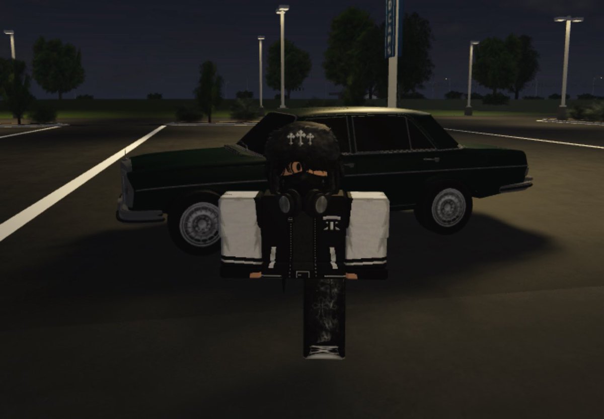 DalePortier's tweet photo. If u follow me I will follow back 😁 in Roblox https://t.co/OkmI5dJ9eG