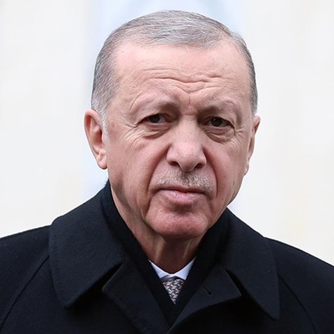 🔴 Trump ve Erdoğan, İsrail-İran savaşının ortasında kalan İran ile gerginliği azaltmak için İstanbul'da gizli ABD-İran görüşmesi ayarlamaya çalıştı. 

▪️İran dini liderinin onaylayamaması nedeniyle plan başarısız oldu.