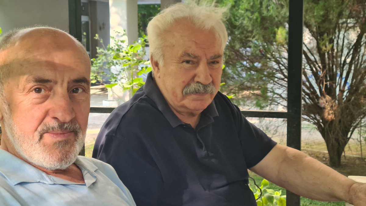 Ataköyde Mustafa Verkaya Başkanımıza gittik.
Nadir Altındal,Mustafa Verkaya