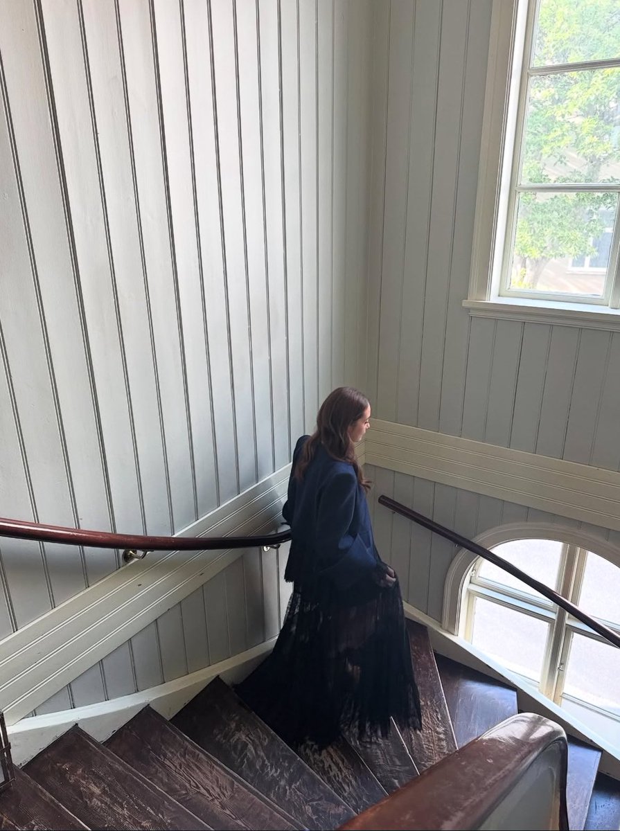 Laufey via instagram 🤍