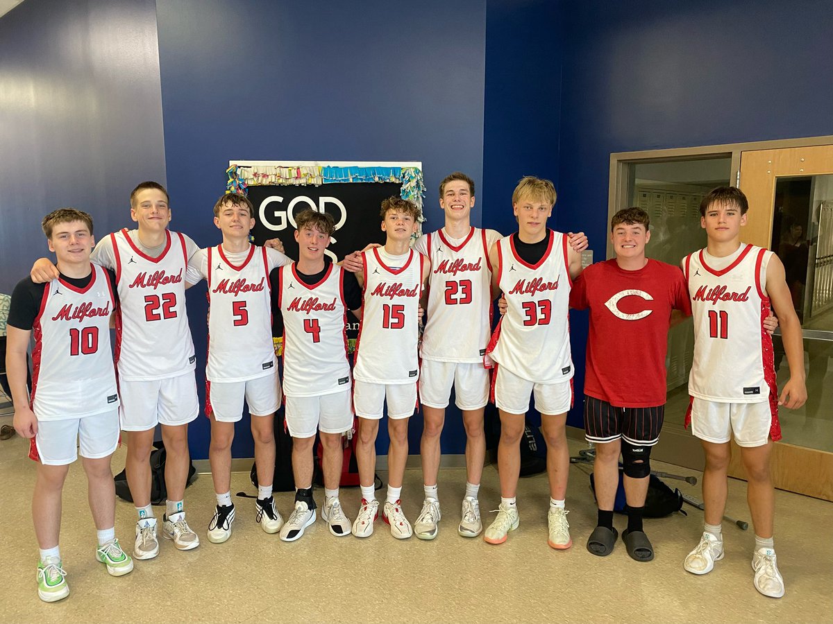 AVERY PENCE (@whos__32) on Twitter photo Thatโs a wrap for June school ball. I Had a great time at the Lexington Christian academy team camp! Excited to get after it this season with my guys. <a href="/CoachBaker_MHS/">Coach Baker</a> <a href="/BoysEaglesBBall/">Milford Basketball</a> <a href="/Milford_Eagles/">Milford Athletics</a> Thatโs a wrap for June school ball. I Had a great time at the Lexington Christian academy team camp! Excited to get after it this season with my guys. <a href="/CoachBaker_MHS/">Coach Baker</a> <a href="/BoysEaglesBBall/">Milford Basketball</a> <a href="/Milford_Eagles/">Milford Athletics</a>