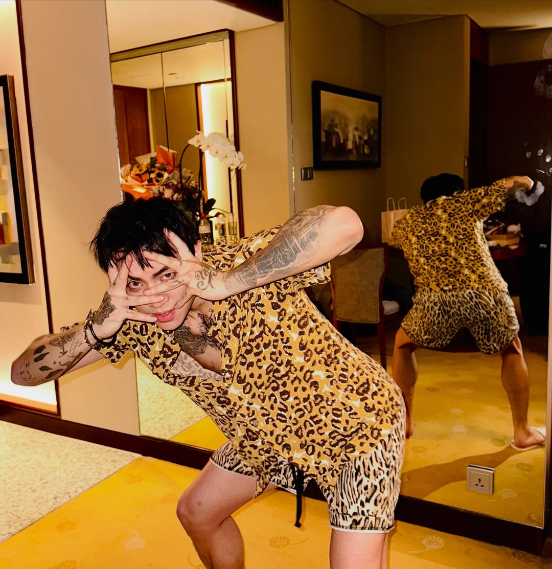Annichut's tweet photo. "there's a tiger inside you"
the tiger inside me: https://t.co/d0LjkJYXqG