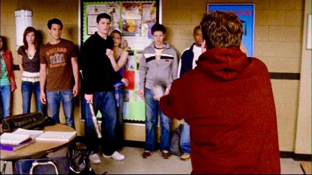 OTHdiary's tweet photo. The most eye opening, heartbreaking, and important episode of One Tree Hill. https://t.co/KnNzGNNKwu