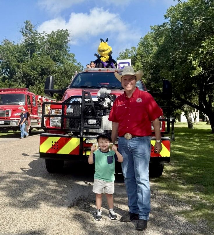 Brad Buckley (@bradbuckleydvm) on Twitter photo It’s 🌽Holland Corn Fest🌽time in #HD54! - a parade, vendors, BBQ Cookoff, games and live music. Make that short drive <a href="/bellcountytx/">Bell County, Texas</a> and have some fun 🎉🎸🎻 It’s 🌽Holland Corn Fest🌽time in #HD54! - a parade, vendors, BBQ Cookoff, games and live music. Make that short drive <a href="/bellcountytx/">Bell County, Texas</a> and have some fun 🎉🎸🎻