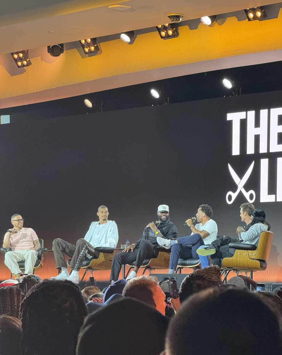 Lineup of GOATs at Fanatics Fest🔥