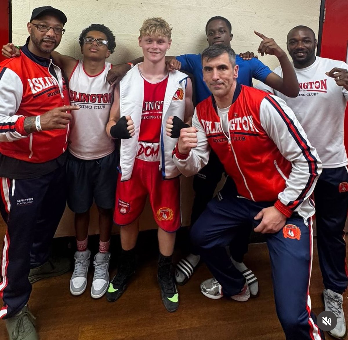We had boxers compete for the first time in the Midlands Box Cup @ Hadley Stadium, we entered a team of 5 boxers with 3 of them competing this afternoon in the semi finals.

Jacob Goodridge, Kemoye Bentham and Dominic Marton were winners today whilst their team mates Zaki Sultan
