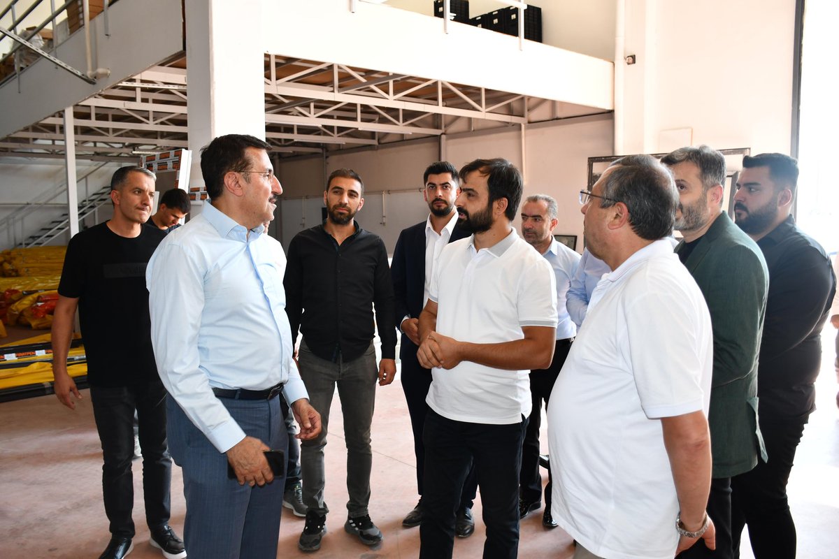 📍 1. Organize Sanayi Bölgesi | Malatya

AK Parti İl Başkanımız Sayın Ali Bakan, Yeşilyurt İlçe Başkanımız Sayın Ramazan Yaylacı, Gençlik Kolları Başkanımız Sayın Kaan Mercan ve teşkilatımızla birlikte, Pensa PVC Doğrama işletme sahipleri Harun Arslan ve Cumali Taptal’ı ziyaret