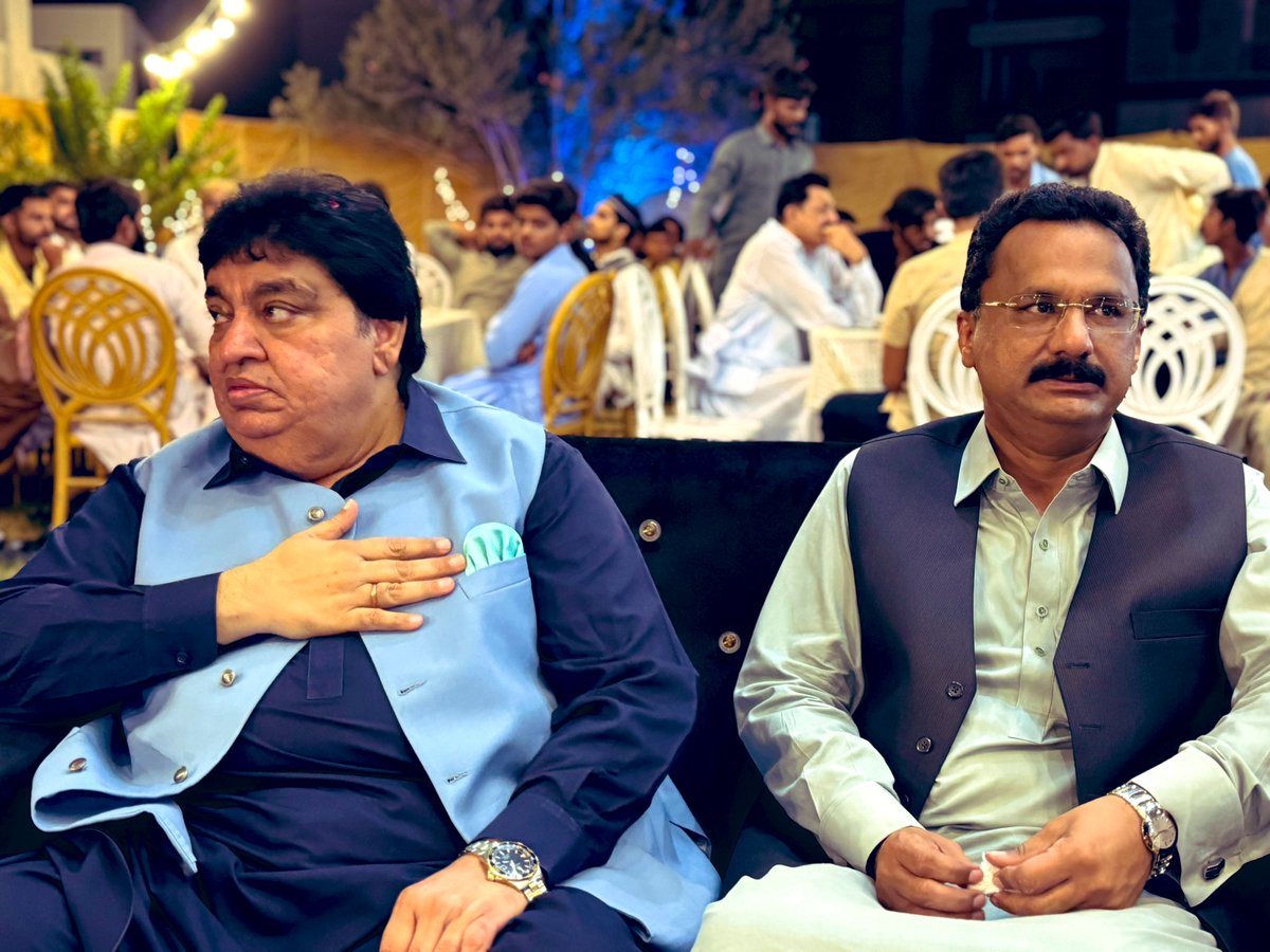 asher_albert's tweet photo. وزیر مملکت برائے مذہبی امور کھئیل داس کوہستانی کی حیدرآباد، سندھ آمد۔

رہنماء مسلم لیگ ن حیدرآباد  رانا راشد  کی جانب سے منعقدہ مینگو پارٹی میں بطور مہمان خصوصی آمد۔ https://t.co/kvGzdisvC5