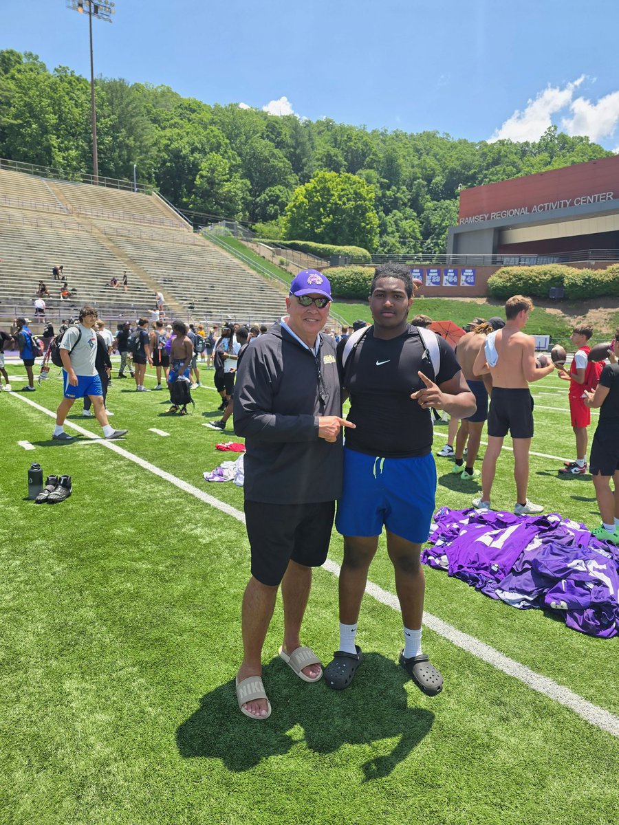 X61DH's tweet image. Thank you to Western Carolina University For allowing me to showcase my talent! 

@CoachKerwinBell &amp;amp; @CoachEHarris Thank you for the Invite!