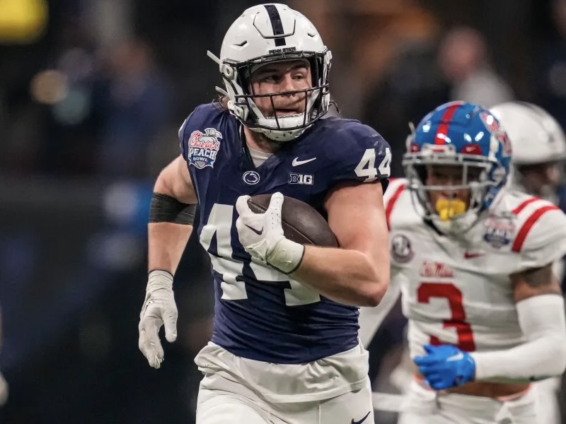 BrainyBallers's tweet image. 📊🏈 “Does It Matter?”, Part 63 is here! With this TE analysis, we found a 10-yard split time that has a 24.6% elite performance rate increase. Check out our findings and join us next for TE BMI! 💪 #NFL #FantasyFootball #SportsScience brainyballers.com/can-a-tight-en…
