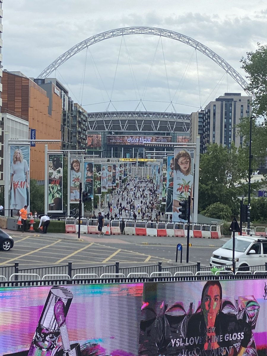 Dua Lipa @ Wembley stadium ☺️😊