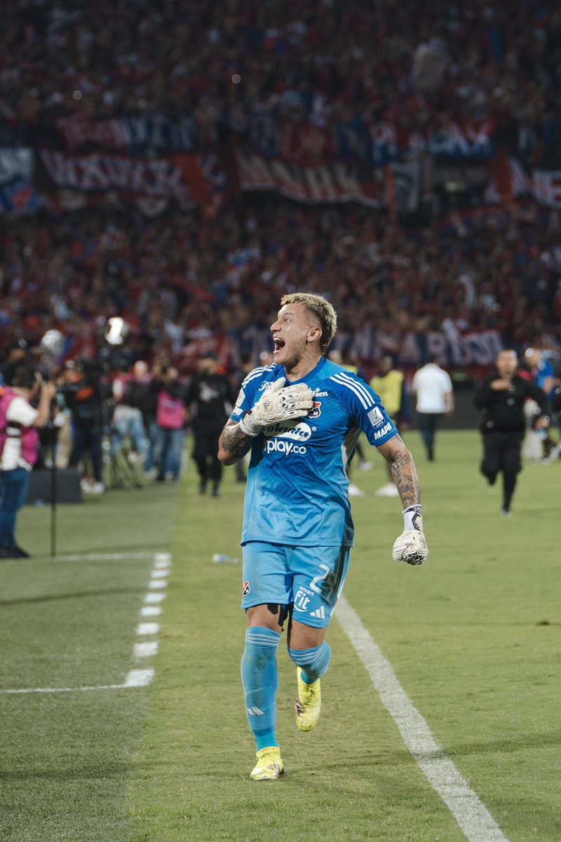 DIM_Oficial's tweet photo. [⭐️🔴🔵] Que salen a ganar, qué quieren salir campeón, que lo llevan adentro como lo llevo yo🎶 ✊❤️💙 https://t.co/w8Atpqnfsb