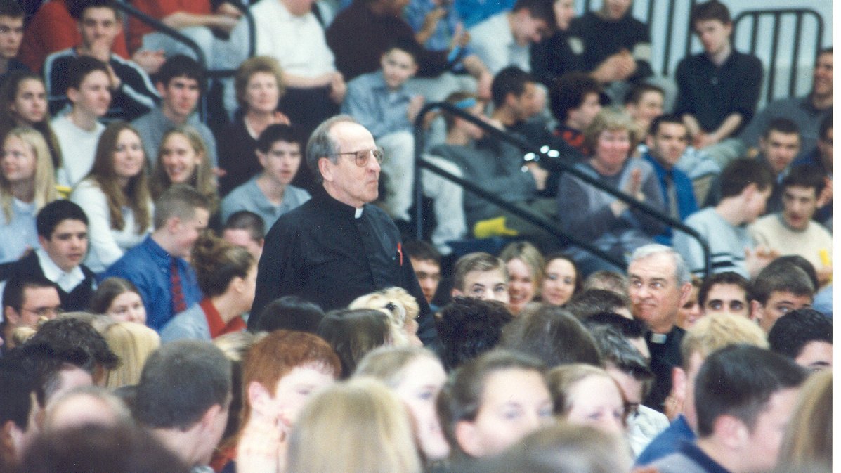 Saint Viator HS tweet media