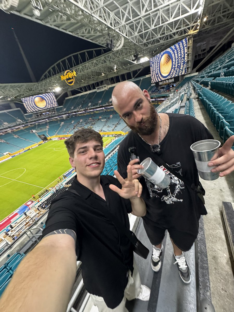 3/3 Hard Rock ✅

Nos vemos en Orlando para Juventus - Man. City. 🔜
