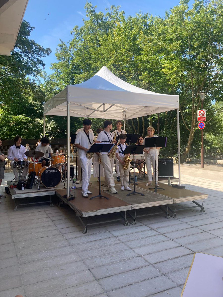 ericberdoati's tweet image. La fête de la musique partout dans @VilleSaintCloud