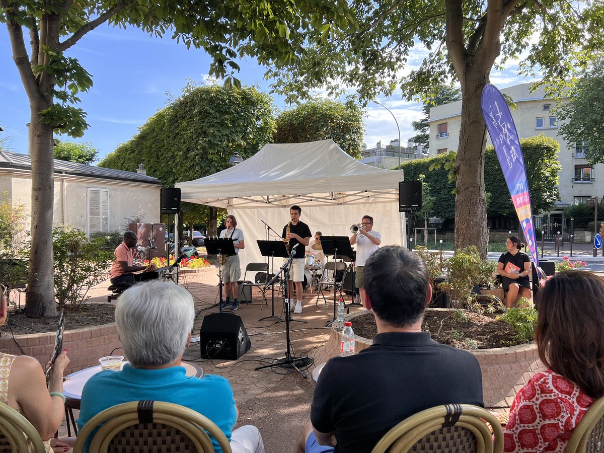 ericberdoati's tweet image. La fête de la musique partout dans @VilleSaintCloud