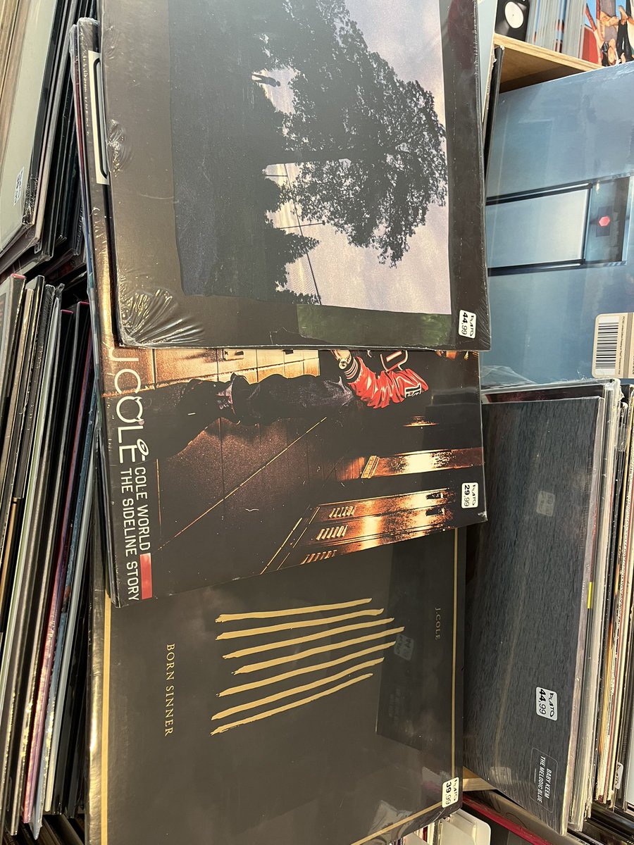 i went to the record store today 😀