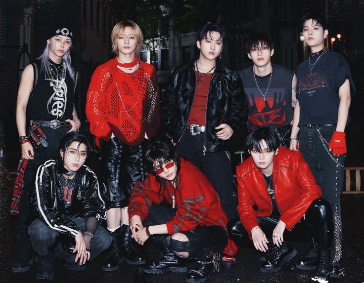 ihihsiwgtsgimm_'s tweet image. Stray Kids as Blurryface songs β€οΈβπ₯π€
#straykids #twentyonepilots