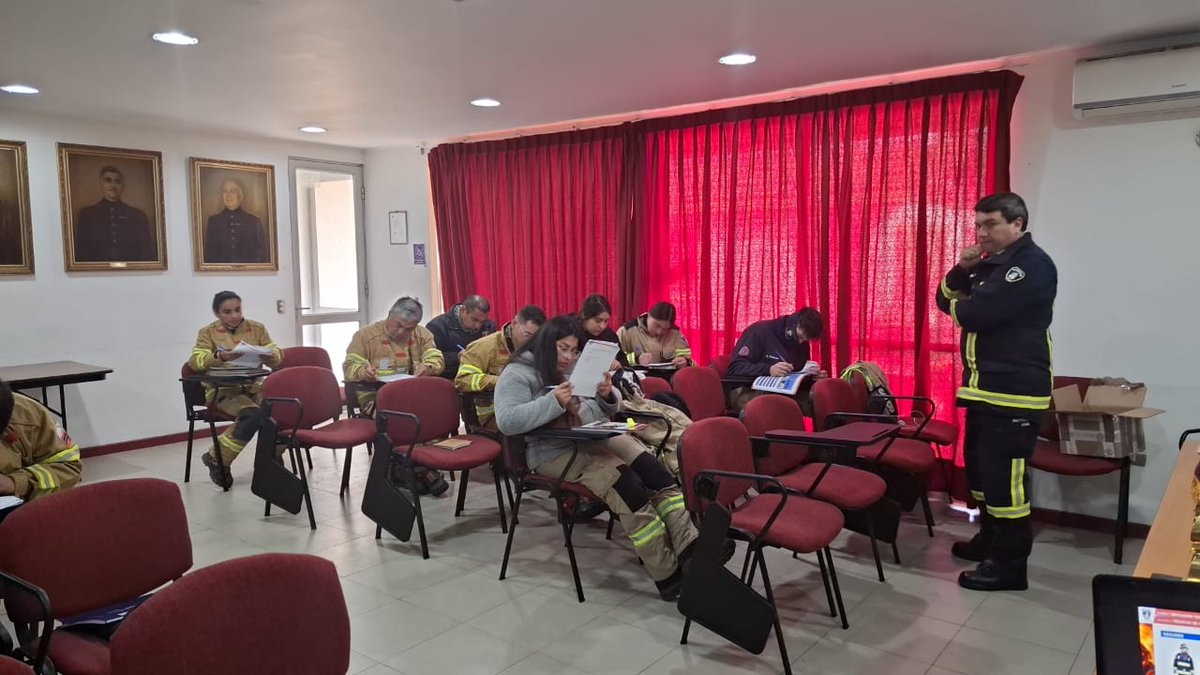 Bomberos San Antonio tweet media