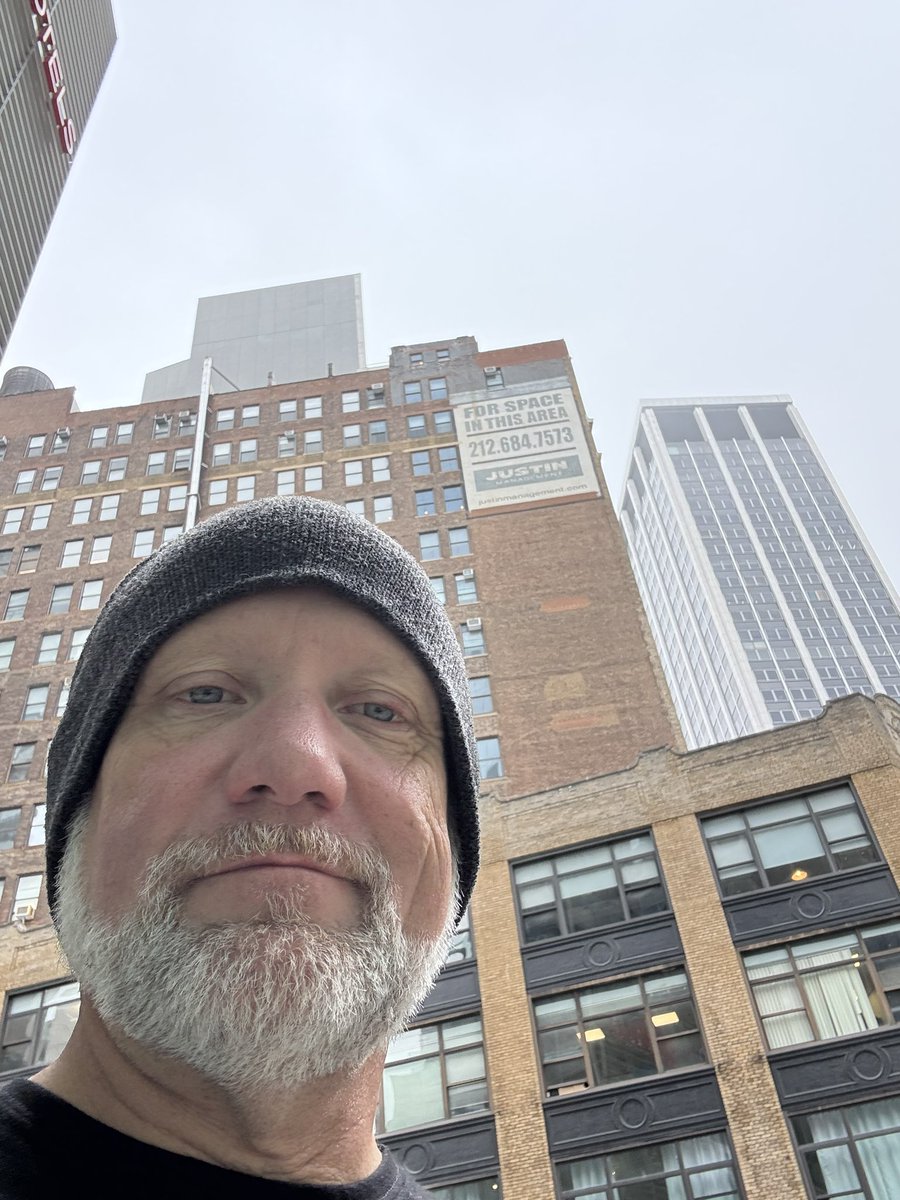 jeromewalls tweet media