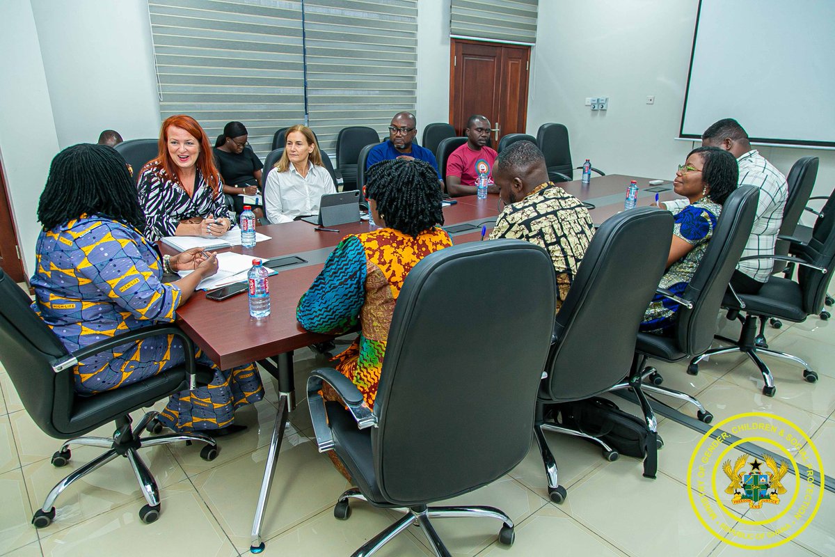 MoGCSP_Ghana's tweet image. A meeting was held between the Ministry and some #DevelopmentPartners to deepen collaboration &amp;amp; support efforts to address vulnerabilities in Ghana.

The meeting sought to explore strategic ways of improving the design, coordination, and financing of #socialprotection programmes.