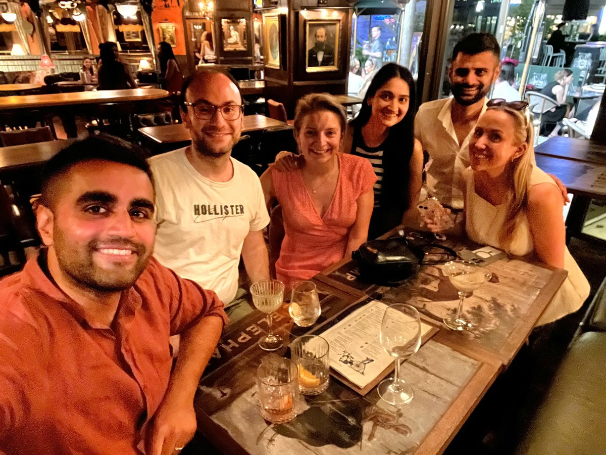 Great to catch up yesterday with this amazing lot <a href="/nikkismallcombe/">Nicola Smallcombe</a> <a href="/NitikaKaushall/">Nitika Kaushal</a> <a href="/Gracie_fisk/">Gracie Fisk</a>