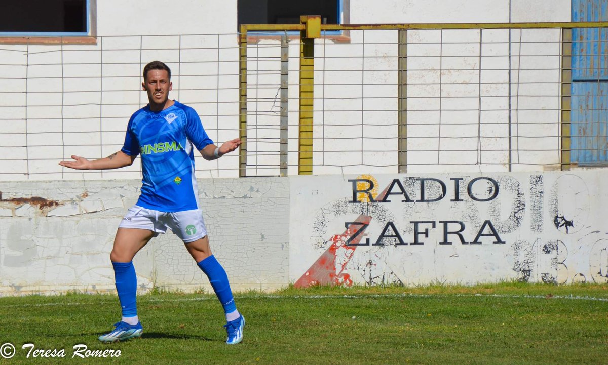 Gracias directiva ..afición..compañeros ..me habéis hecho sentir como en casa <a href="/CDZafra/">C. D. Zafra</a> ...suerte para esta temporada..a sido un orgullo jugar para este club🤍💙