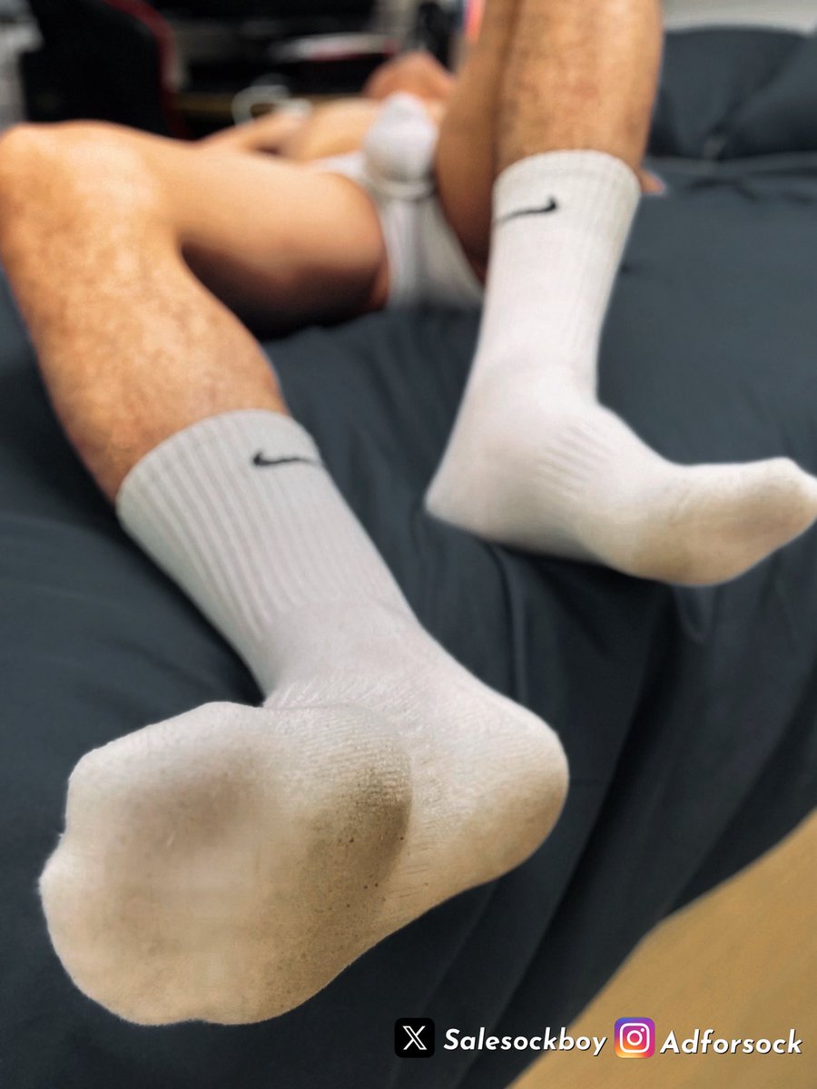 晚安 35歲的第26小時  

#白襪 #whitesock