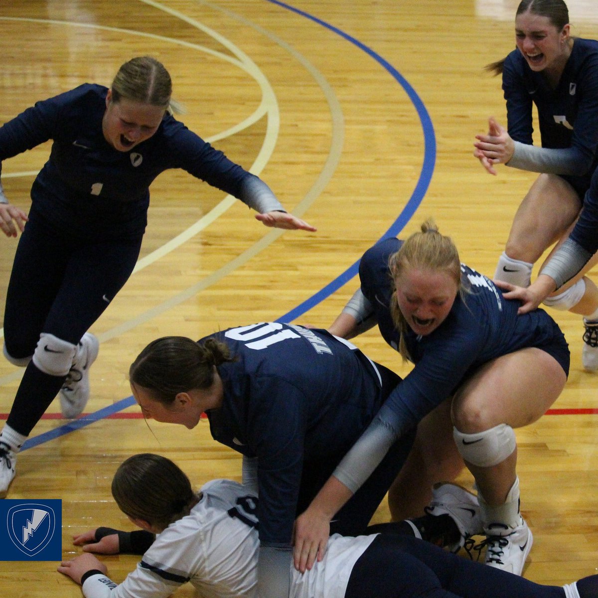 The Celebration

There is still time to vote for Abby Blake’s kill for <a href="/TheNCCAA/">NCCAA</a> Play of the Year! ⚡️🏐

<a href="/VolleyballMCC/">MCC Volleyball</a>

#RollThunder