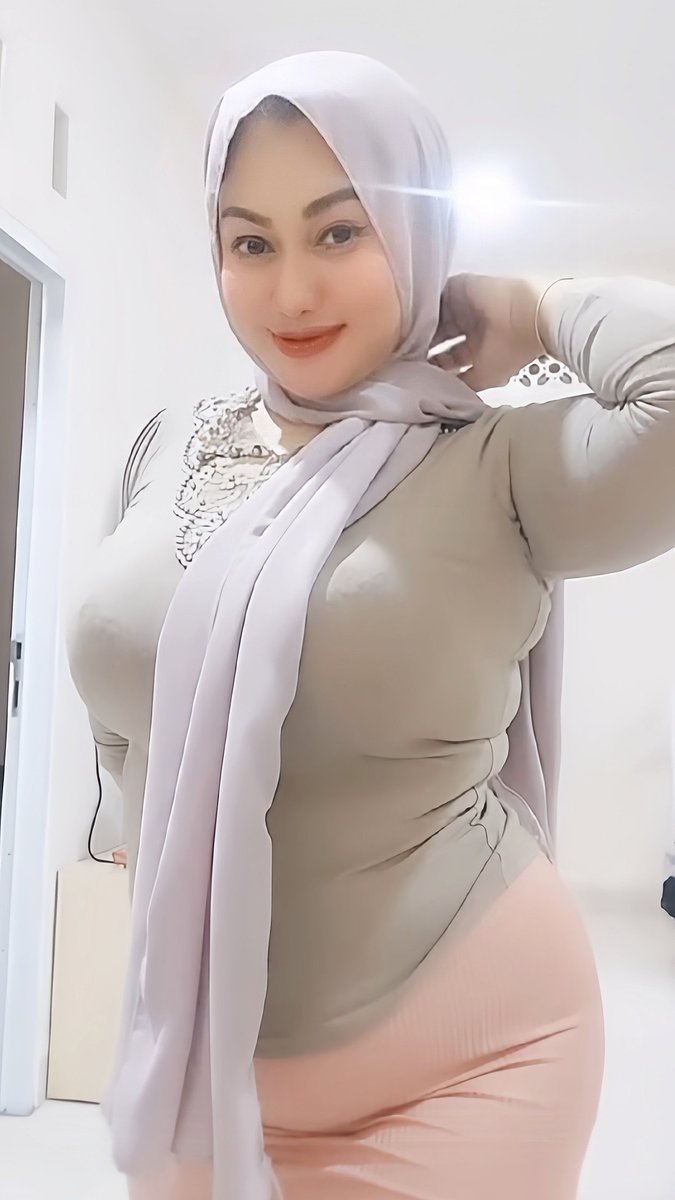 mamahitaaa's tweet image. ngentott yuk