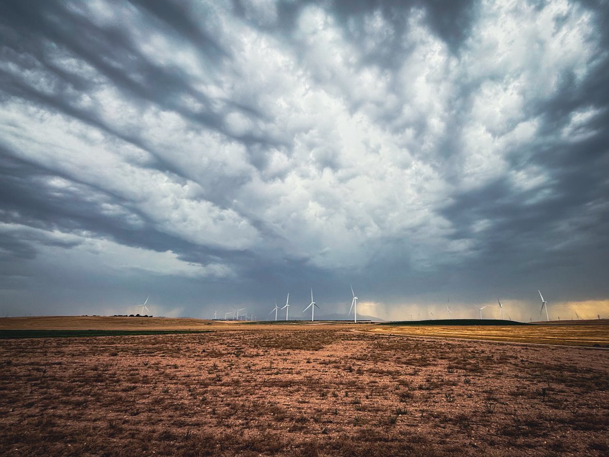 Tarde de tormenta en Gallur