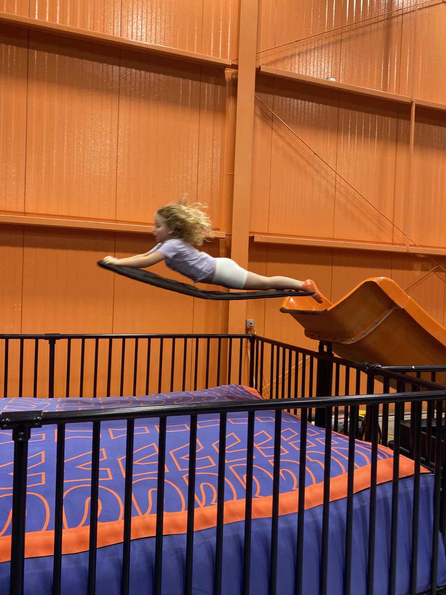 My child is having the time of her life on our girl’s trip. Can you tell?! ✨