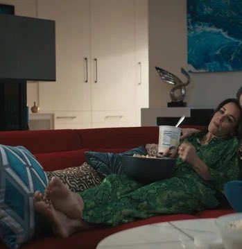 Melissa Fumero CROSSED SOLES!👣🔥